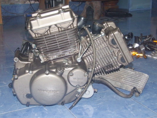 ขายเครื่องมอไซค์250 CC ราคา 5000 บาท