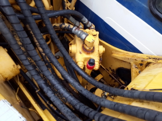 ขาย รถขุด KOMATSU รุ่น PC60-6- มือสองญี่ปุ่น