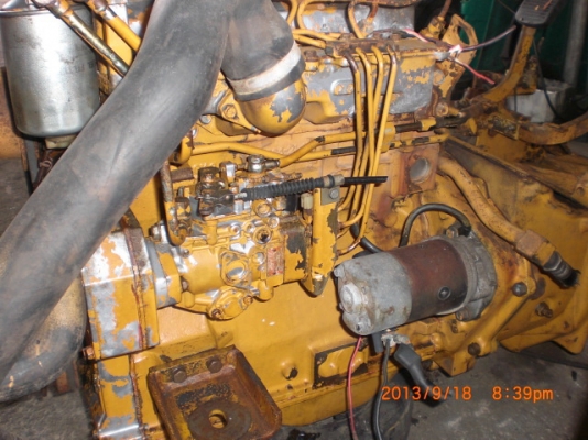 ขายเครื่องยนต์ komatsu 4d95 พร้อมเกียร์เฟืองท้าย fd25-10