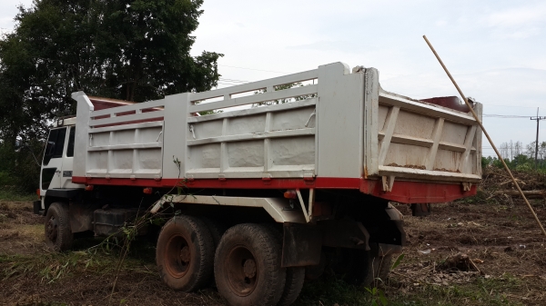 ขายดาวน์ไอ้หลง10สปีดสองเพลาดั้ม FN527MTD5500 195แรงโทร0811838154 0843923995