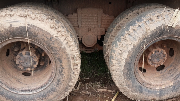 ขายดาวน์ไอ้หลง10สปีดสองเพลาดั้ม FN527MTD5500 195แรงโทร0811838154 0843923995