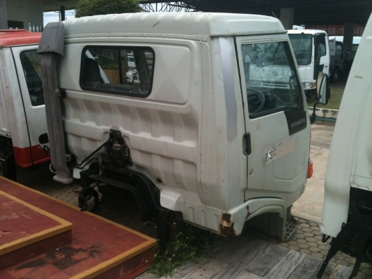 หัวเก๋ง Hino ซุปเปอร์เสี่ย 6ล้อ