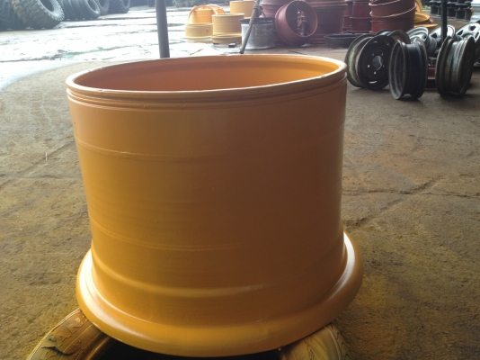 กะทะล้อ-รถตักทุกรุ่น+ยางรถตักทุกขนาด มีจำหน่ายครับ