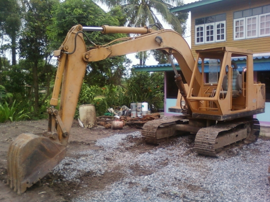 ขาย!! KOMATSU  60-1  พร้อมใช้งาน ราคาต่อรองได้