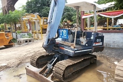 ขายรถขุด-ดัน KUBOTA  kx 033 ( มี VDO  ให้ชม ) รถเก่านอกสภาพดี   มีเอกสารแจ้งจำหน่าย