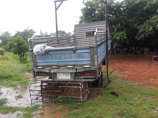 ขายกระบะแสตนเลส ถอดจากรถ isuzu 6ล้อ รุ่น 120