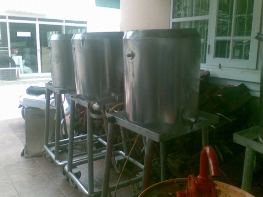 หม้อตุ๋น แสตนเลส มีตู้ควบคุมอุณหภูมิ 1 เซ็ต 4 ใบ พร้อมขาตั้ง ขาย  38000