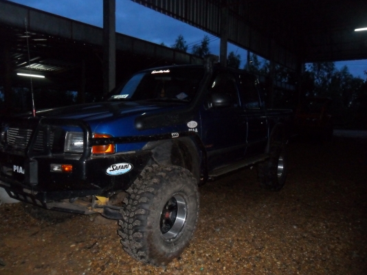 ขายรถพร้อมลุยถูกๆครับ