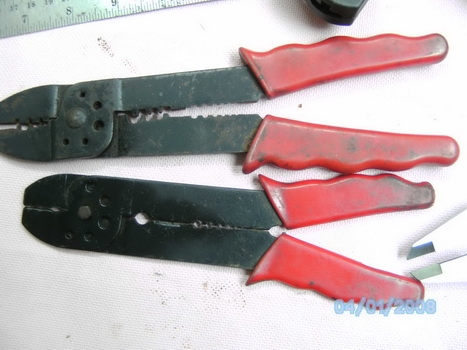 คีมย้ำหางปลา 2 ตัว