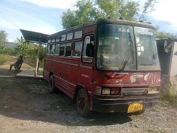 ขายรถมินิบัส โดยสาร  ISSUSU  เครื่อง 100 แรง ขาย 220000