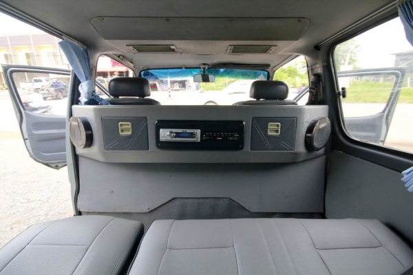 ขายรถตู้หัวจรวดช่วงยาว ปี 93 ไม่ค่อยได้ใช้ สภาพสวยมาก เอกสารพร้อมโ ขายรถตู้หัวจรวดช่วงยาว ปี 93 ไม่ค่อยได้ใช้ สภาพสวยมาก เอกสารพร้อมโ