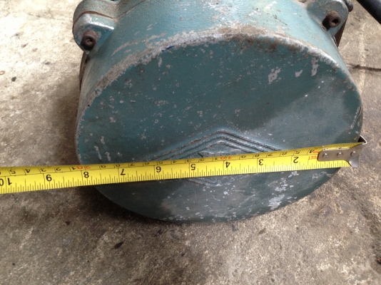 ขายมอเตอร์สั่นขนาด 0.5 HP. 380 V สภาพสวย พร้อมใช้งาน