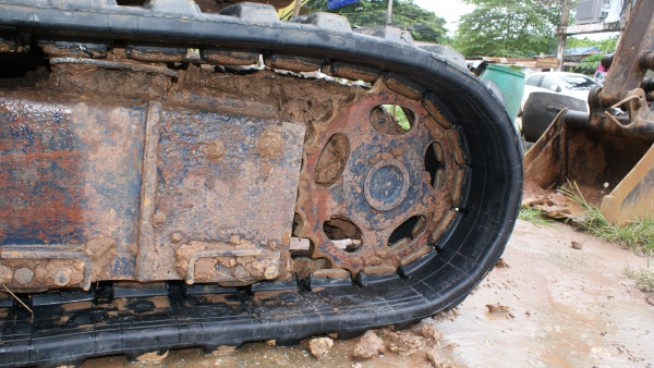 ขายแทรคยาง1 ข้าง pc20 ขายแทรคยาง1 ข้าง pc20