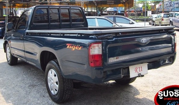 TOYOTA - HILUX TIGER D4D - SINGLE 2.5 MT 2003