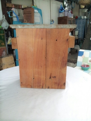 ขาย ตู้มิเตอร์ไฟไม้สัก ใช้งานได้จริง งานเก่าเก็บ