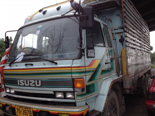 ขาย isuzu 10ล้อ1เพลา Rocky 195แรง รถร่อง ปี38 6HE1