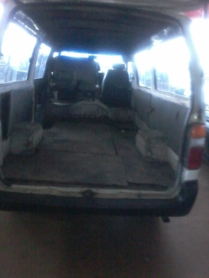 รถตู้ โตโยต้า ปี38 ราคาเบาๆ 78000 ครับ