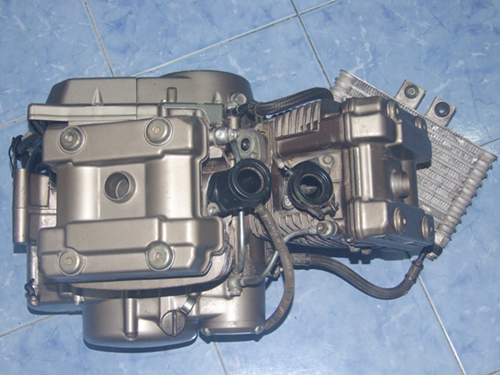 ขายเครื่องมอไซค์250 CC ราคา 5000 บาท