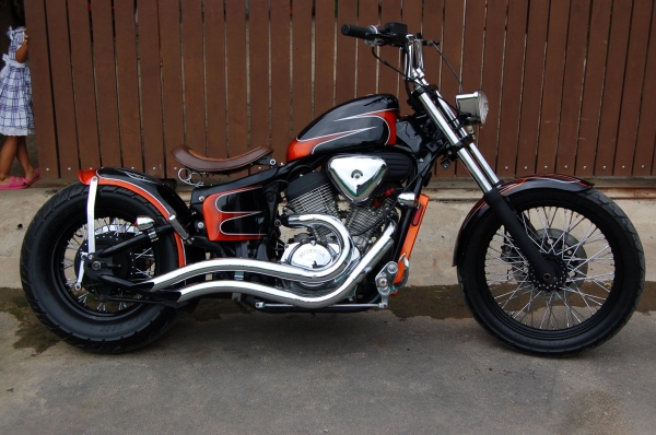 ขาย Steed 400 แต่ง Old School มันๆ (ทะเบียนโอน)