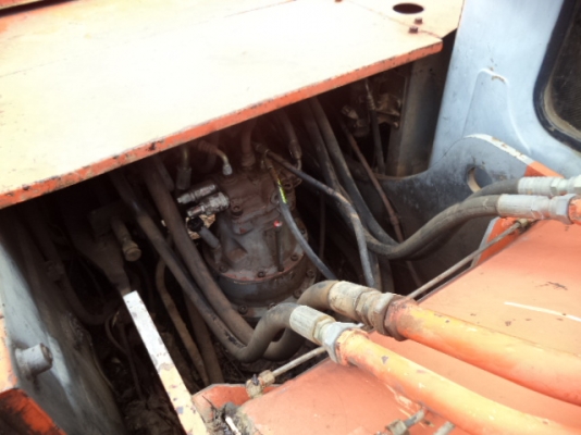 ขายรถแมคโครฮิตาซฺิEX200-2 ขายรถแมคโครฮิตาซฺิEX200-2