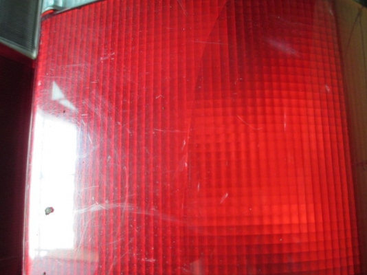 ไฟท้ายรถตู้ไฮเอช