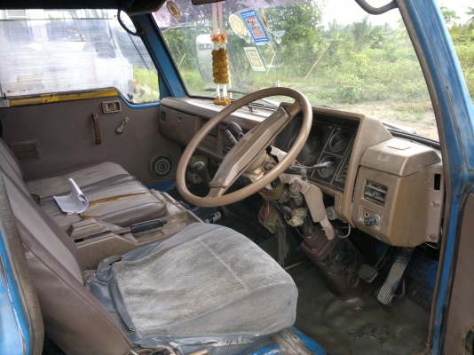 ขายรถ NISSAN แค็ปสตาร์ เครื่อง ED33 100 cc