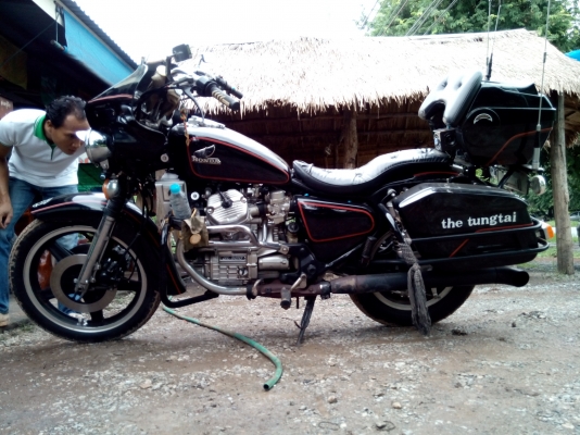 ขายHonda GL500ปี84 อินวอย+สรรพสามิต เครื่องดีมากชัว สีสวย ราคาต่อรองได้ครับ