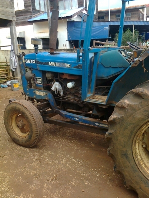 ขายรถไถ่ ฟอร์ด 6610