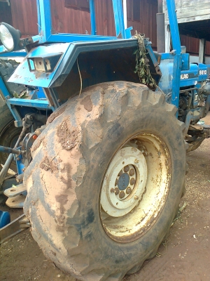 ขายรถไถ่ ฟอร์ด 6610