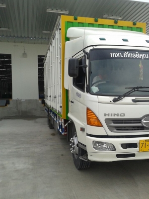 HINO MEGA FG  ยาว 7.50 เมตรปี54รถNGVห้าง100\%