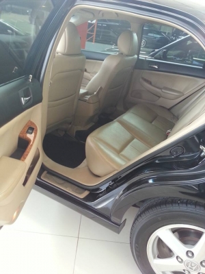 ดาวน้อยผ่อนนานHonda Accord2003Auto2.4รับประกันรถสภาพดียินดีให้ตรวจสอบก่อนซื้อขายถูก ดาวน้อยผ่อนนานHonda Accord2003Auto2.4รับประกันรถสภาพดียินดีให้ตรวจสอบก่อนซื้อขายถูก