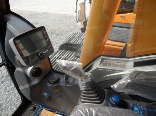 R160-LC9 รถขุดใหม่ จากเกาหลี รุ่นขายดี ทนดี ประหยัดดี ครับ