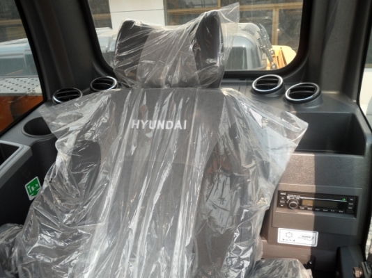 R160-LC9 รถขุดใหม่ จากเกาหลี รุ่นขายดี ทนดี ประหยัดดี ครับ