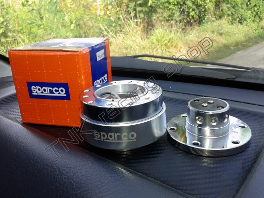 พวงมาลัยSPARCO monzaหนังเเท้ ก้านยก1นิ้วครึ่ง กว้าง13นิ้วครึ่ง พวงมาลัยSPARCO monzaหนังเเท้ ก้านยก1นิ้วครึ่ง กว้าง13นิ้วครึ่ง