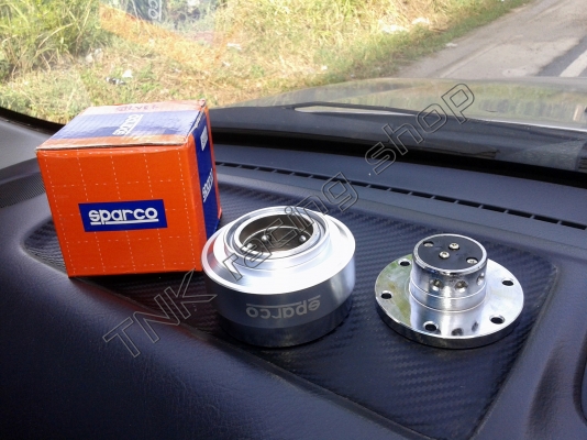 พวงมาลัยSPARCO monzaหนังเเท้ ก้านยก1นิ้วครึ่ง กว้าง13นิ้วครึ่ง พวงมาลัยSPARCO monzaหนังเเท้ ก้านยก1นิ้วครึ่ง กว้าง13นิ้วครึ่ง