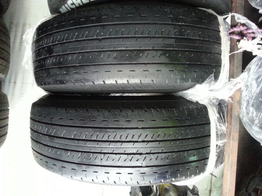 ขายยาง215 70 15 R611ปี10 มี2เส้น  เส้นละ400 t 085 1694 239