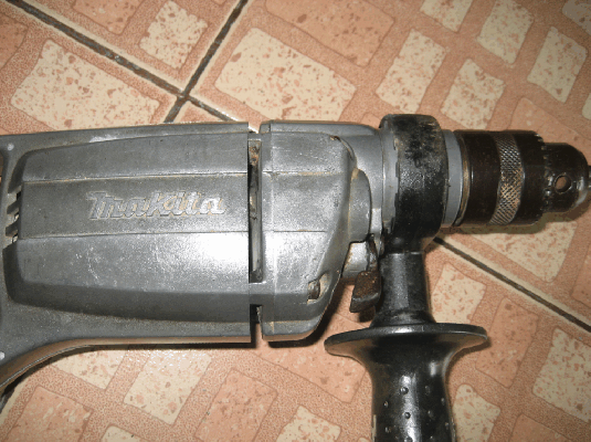 ขายด่วนสว่าน เจาะกระแทก Makita Model 8416 570W 1400/min Made in japanแท้100\%