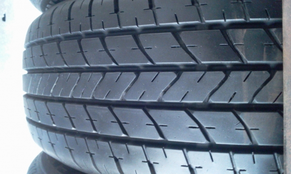 ขายยาง185 60 15 ปี12 Potenza Re080  1ชุด t 085 1694 239
