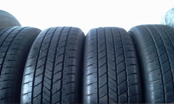 ขายยาง185 60 15 ปี12 Potenza Re080  1ชุด t 085 1694 239