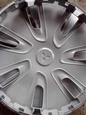 ขาย ฝาครอบล้อ แอทราจ ขอบ 14 ใหม่ๆป้ายแดง