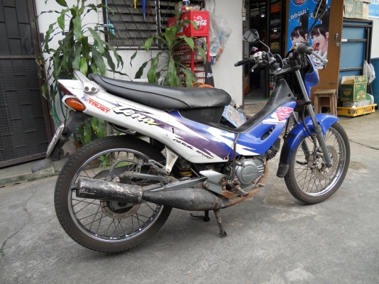 ฮอนด้า เทน่า