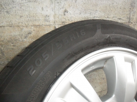 ล้อแม็ก 16นิ้ว 6รูไทรตั้นพลัส พร้อมยาง205/55R16ปี5009 สวยๆ 4 ล้อ ลดราคาเหลือ 6900 บาท ล้อแม็ก 16นิ้ว 6รูไทรตั้นพลัส พร้อมยาง205/55R16ปี5009 สวยๆ 4 ล้อ ลดราคาเหลือ 6900 บาท