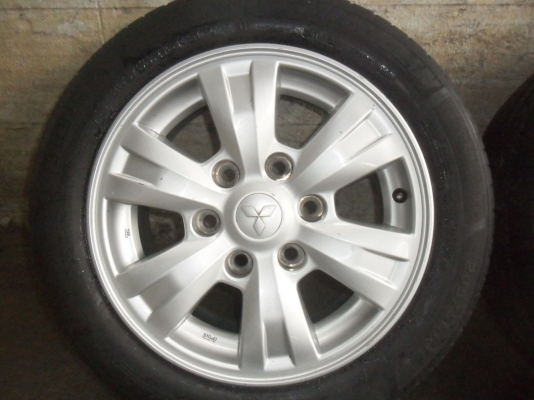 ล้อแม็ก 16นิ้ว 6รูไทรตั้นพลัส พร้อมยาง205/55R16ปี5009 สวยๆ 4 ล้อ ลดราคาเหลือ 6900 บาท ล้อแม็ก 16นิ้ว 6รูไทรตั้นพลัส พร้อมยาง205/55R16ปี5009 สวยๆ 4 ล้อ ลดราคาเหลือ 6900 บาท