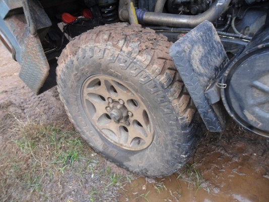 ขายรถอีแต๋นบรรทุกเพื่อการเกษตร 2เพลาดั้ม เครื่องมิตซู เทอร์โบอินเตอร์ พาวเวอร์ บรรทุก4-5ตันสบายครับ