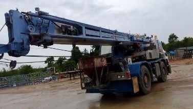 รถเครน 4 ล้อ TADANO  TR250M - 5   สนใจติดต่อ 081 - 6079515