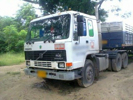 VOLVO FL10 INTERCOOLER 320 hp แบบ 2 เพลา รถสวย มีทะเบียนครบ ตัดราคาเหลือ 780,000 บาทถ้วน.