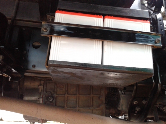 ขายด่วนรถบรรทุก6ล้อ. มิซูบิชิ ฟูโซ่ 240turbo คอมมาลเรล รถห้าง เข้าศูนย์ตลอด มีลิฟท้าย พร้อมทำงานครับ