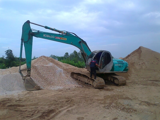 KOBELCO SK200 M5 เก๋งสวย ภายในสวย มีแอร์เย็นเฉียบ ระบบไฟฟ้าครบ ประหยัดน้ำมัน รถสวยกิ๊บ มีทะเบียนพร้อม.