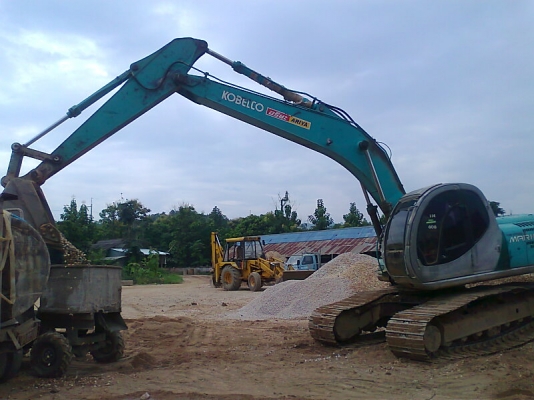 KOBELCO SK200 M5 เก๋งสวย ภายในสวย มีแอร์เย็นเฉียบ ระบบไฟฟ้าครบ ประหยัดน้ำมัน รถสวยกิ๊บ มีทะเบียนพร้อม.