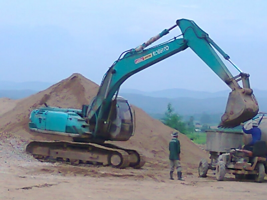 KOBELCO SK200 M5 เก๋งสวย ภายในสวย มีแอร์เย็นเฉียบ ระบบไฟฟ้าครบ ประหยัดน้ำมัน รถสวยกิ๊บ มีทะเบียนพร้อม.